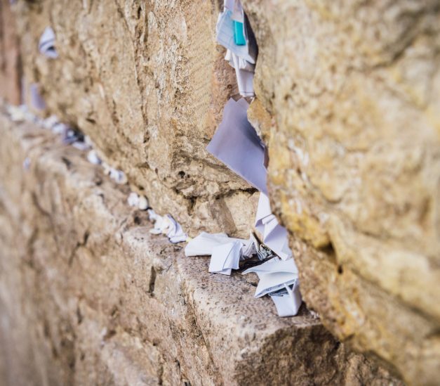 Notes,On,The,Wailing,(western),Wall,In,Jerusalem,Israel